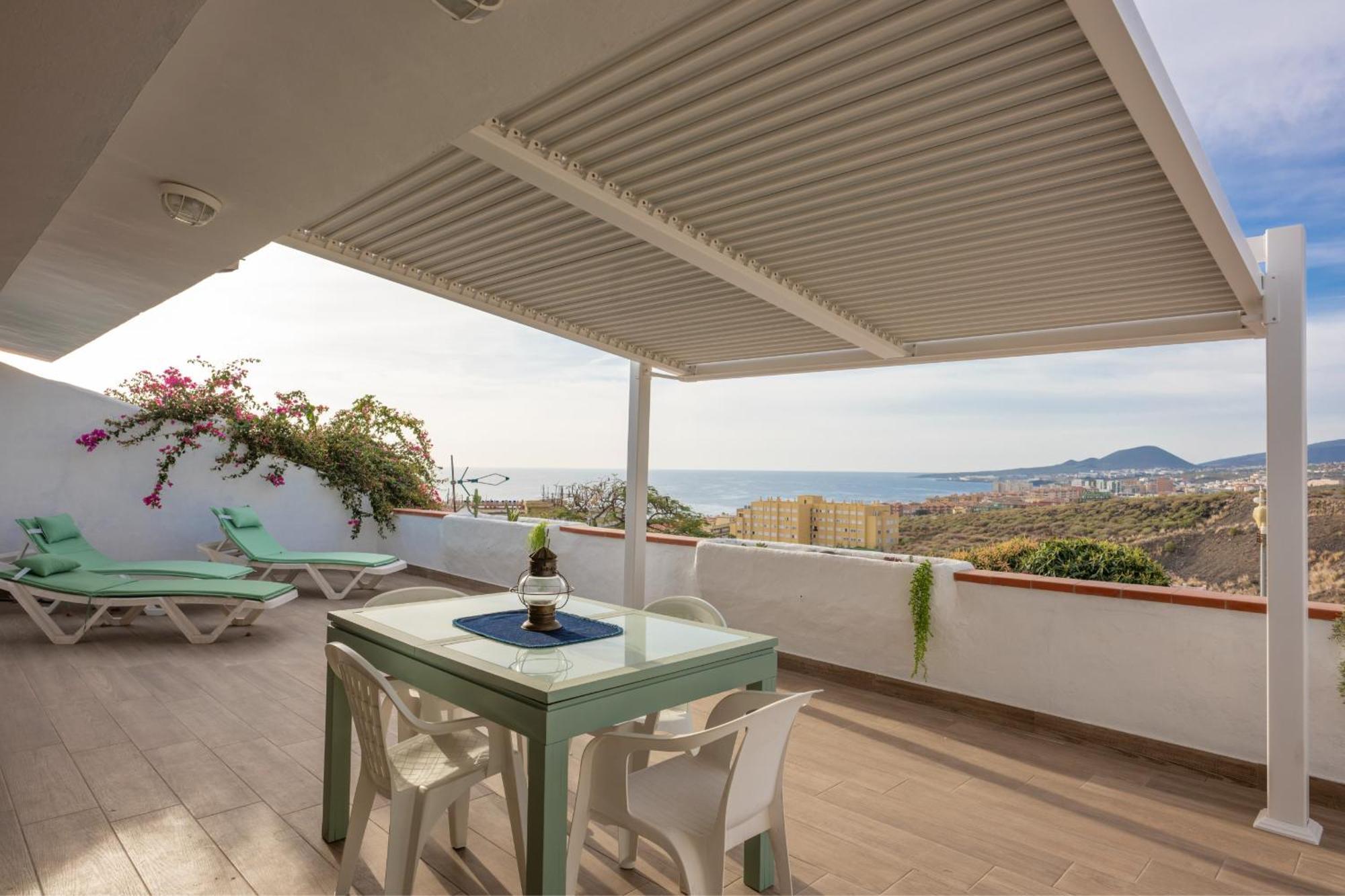 Calala House With Huge Terrace Villa กันเดลาเรีย ภายนอก รูปภาพ