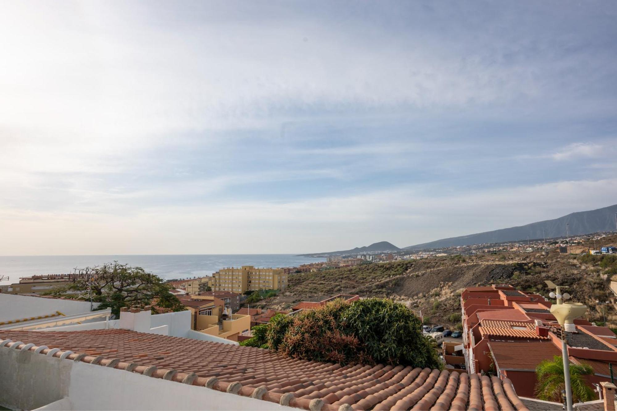 Calala House With Huge Terrace Villa กันเดลาเรีย ภายนอก รูปภาพ